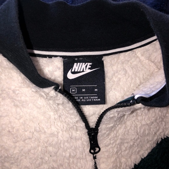 Nike Sherpa Jacket - Picture 2 of 4